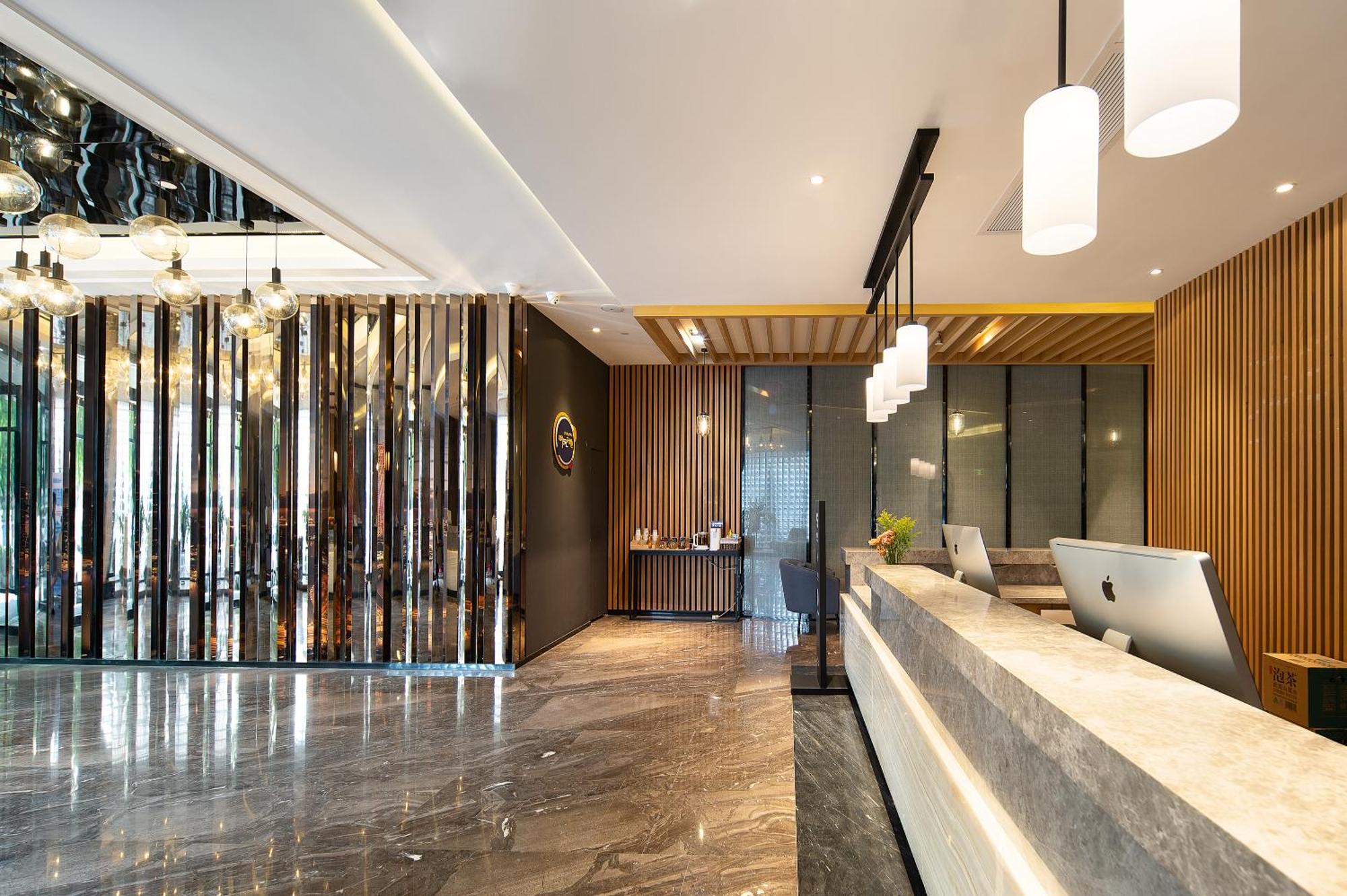 Langham Honor International Hotel Canton Fair Complex Branch - Free Shuttle To Canton Fair Complex During Canton Fair Period & Free Mini Bar Eksteriør billede