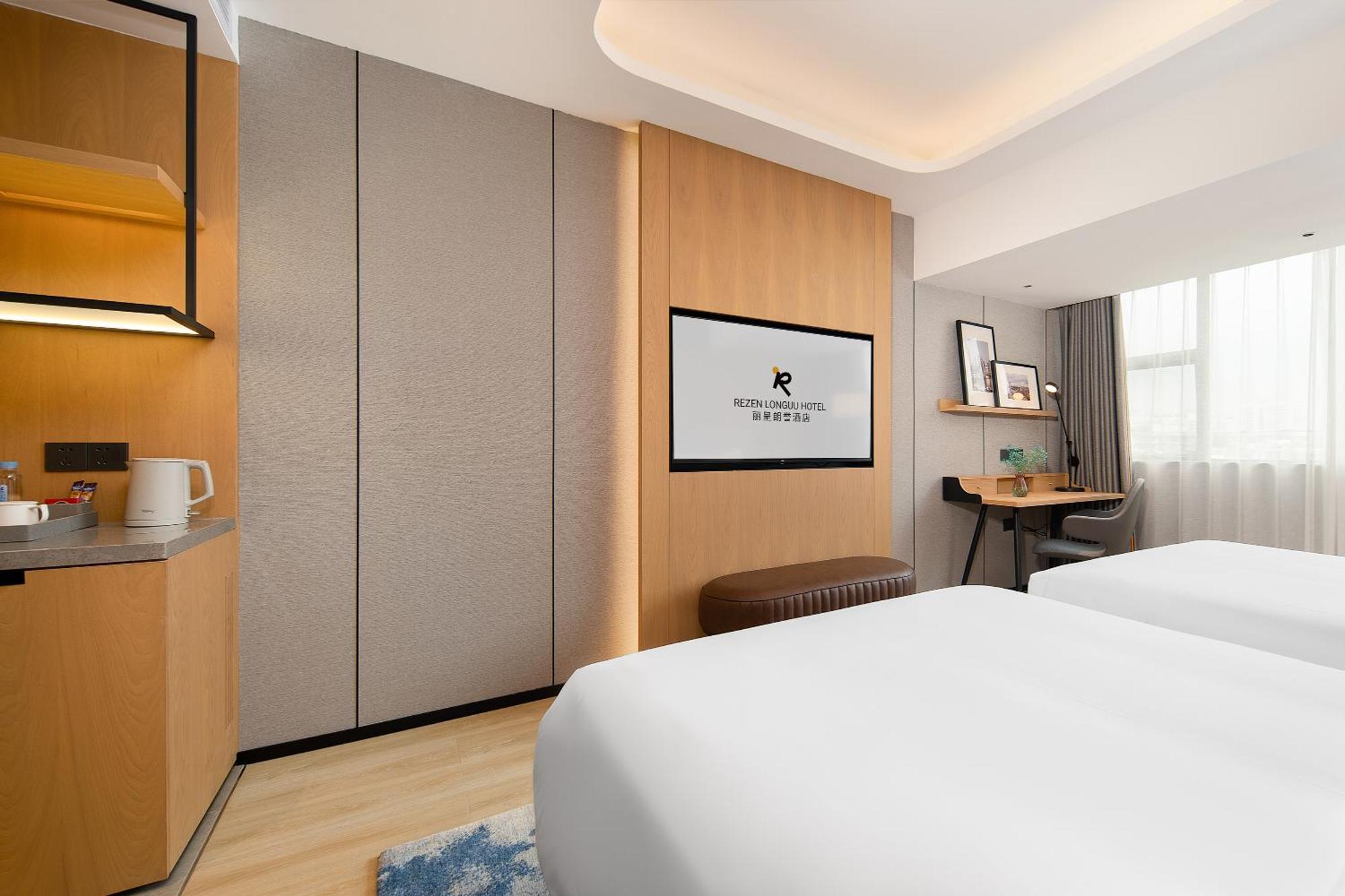 Langham Honor International Hotel Canton Fair Complex Branch - Free Shuttle To Canton Fair Complex During Canton Fair Period & Free Mini Bar Eksteriør billede